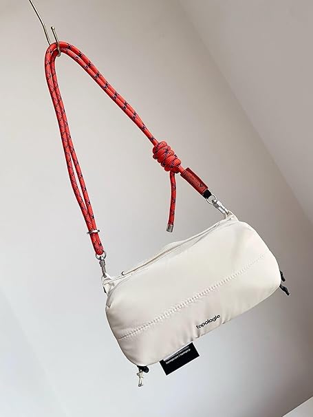 新品MaisonKitsunéxTopologieボトルサコッシュストラップ付き Maison Kitsuné x Topologie Bottle Sacoche – Topologie