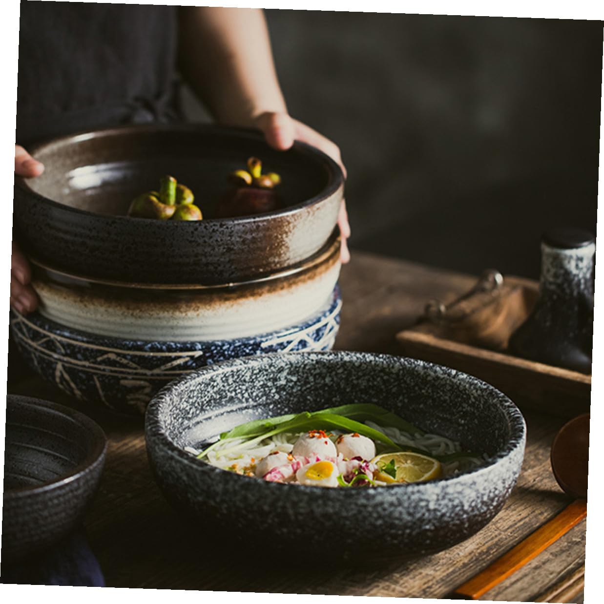 GARVALON Japanische Keramik Spülmaschinengeeignet im Klassischen Stil Nudelschüssel Dickwandig für Heiße und Kalte Speisen für Buffet und Tisch