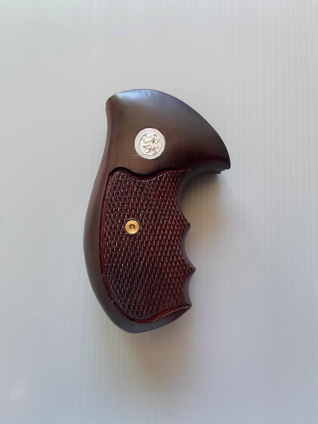 Hardwood Handgun Grips Compatible with Smith and Wesson K/L Frame Round Butt Revolvers Finger Groove Checkered Design Deluxe Classic Handmade Craft Handcraft