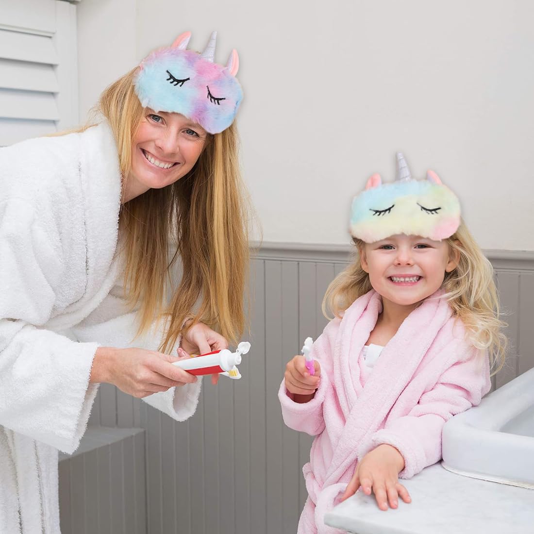 2 Piezas Antifaz para Dormir, Unicornio Máscara De Ojos De Felpa para Dormir Suave Con Los Ojos Vendados Cómoda Máscara De Piel Sintética Peluda Dormir Cubierta De Satén para Siesta Nocturna