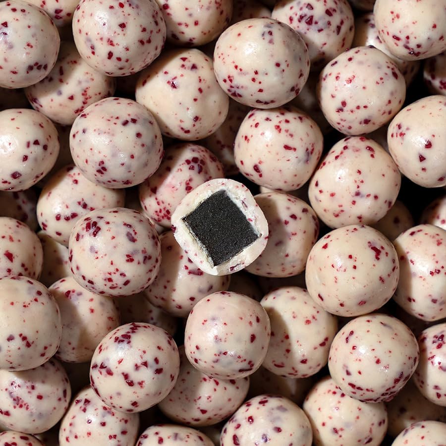 Miniatura 4 de LAKRIDS BY BÜLOW - CEREZA SOUR - REGULAR - Regaliz gourmet cubierto de chocolate hecho en Copenhague