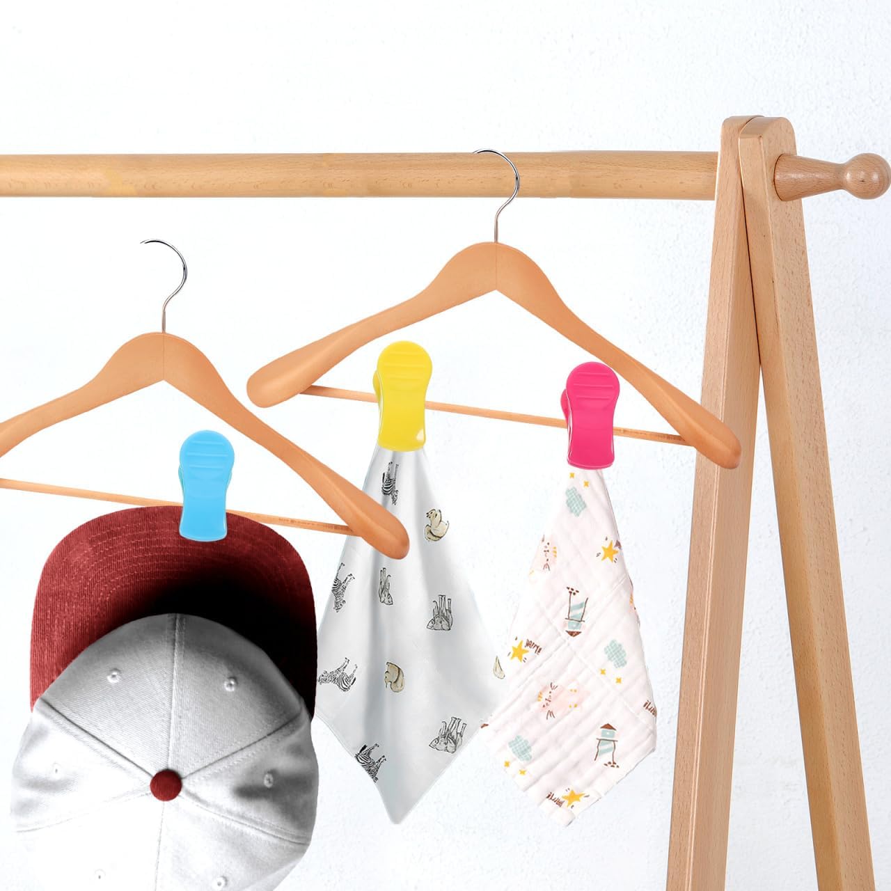 Cabilock 6 Magnetic Bag Clips, Mini Plastic Clips for Notes and Snacks