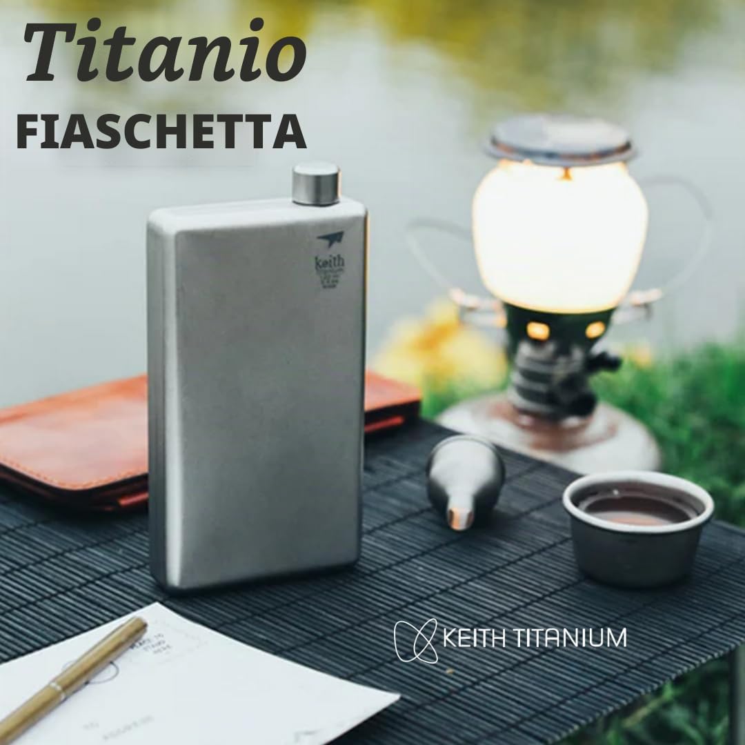 Keith Fiaschetta in Titanio con Imbuto, 200ml, Ti9307, Borraccia Tascabile in Titanio per Vino, Whisky, Vodka,Fiaschetta Sportiva per Uomo e Donna, Perfetta per Escursioni Campeggio e Outdoor