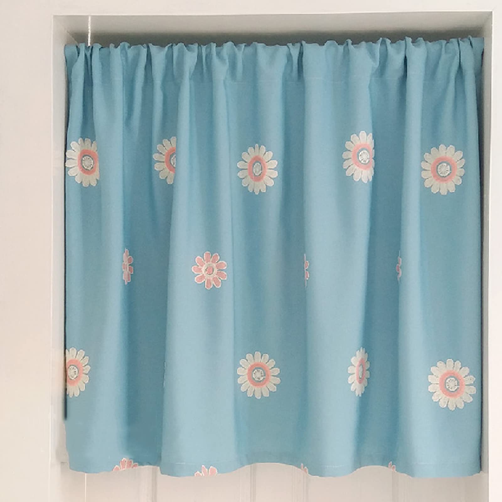 Rideaux de fenêtre à fleurs brodées pour embellir votre cuisine