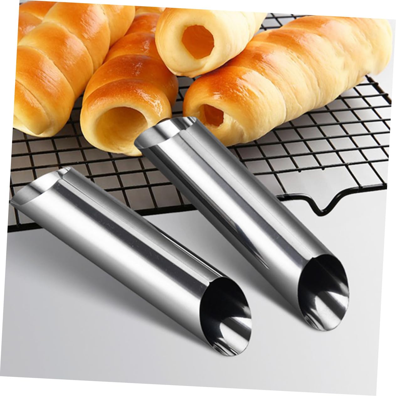 SHOWERORO Molde de Cuerno de Acero Inoxidable para Croissants 30 Piezas, Ligero y Fácil de Usar, Adecuado para Hornear Repostería en Casa
