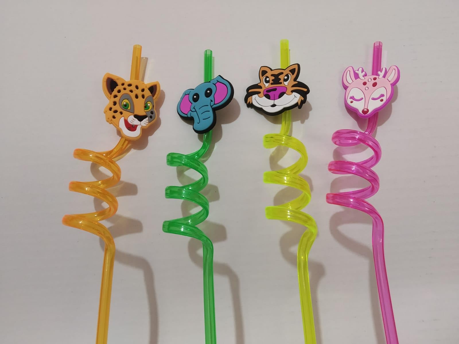 Petrichor Straws Smoothie Drinking Straws Kids/Birthday Party Decorations for Kids Girls (Pack of 4 Straw)