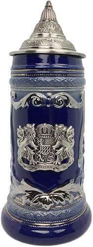 OktoberfestHaus - Taza de cerveza de 0.6 litros, escudo de armas de león del Bayern alemán, regalos de cerveza para hombres con emblema de metal en