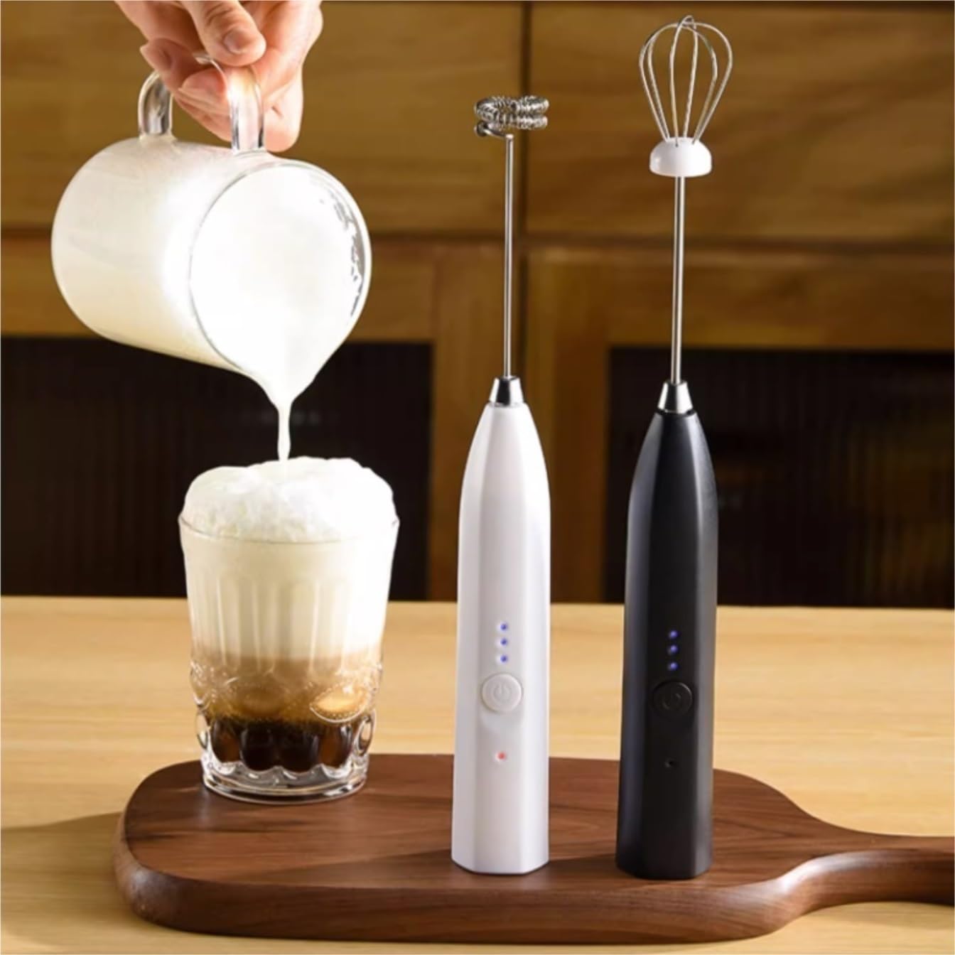 Montalatte Frullatore Montalatte Portatile Ricaricabile A 3 velocità con Frusta in Acciaio Inossidabile per caffè Montalatte per Cappuccini(Black)