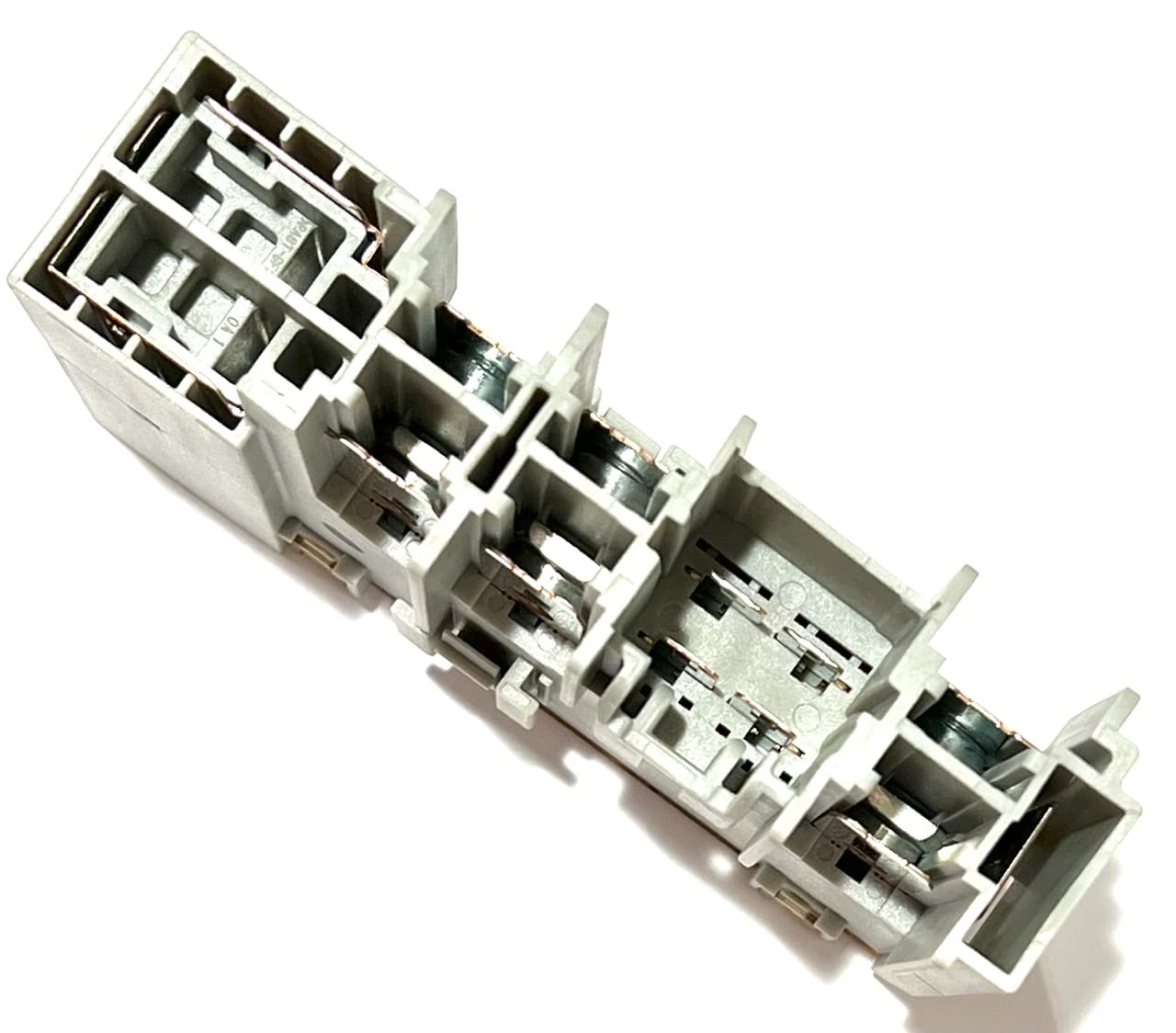 ドーテーズ　under20 Amazon.com: EDS 82620-0C020 826200C020 Fusible Link Block