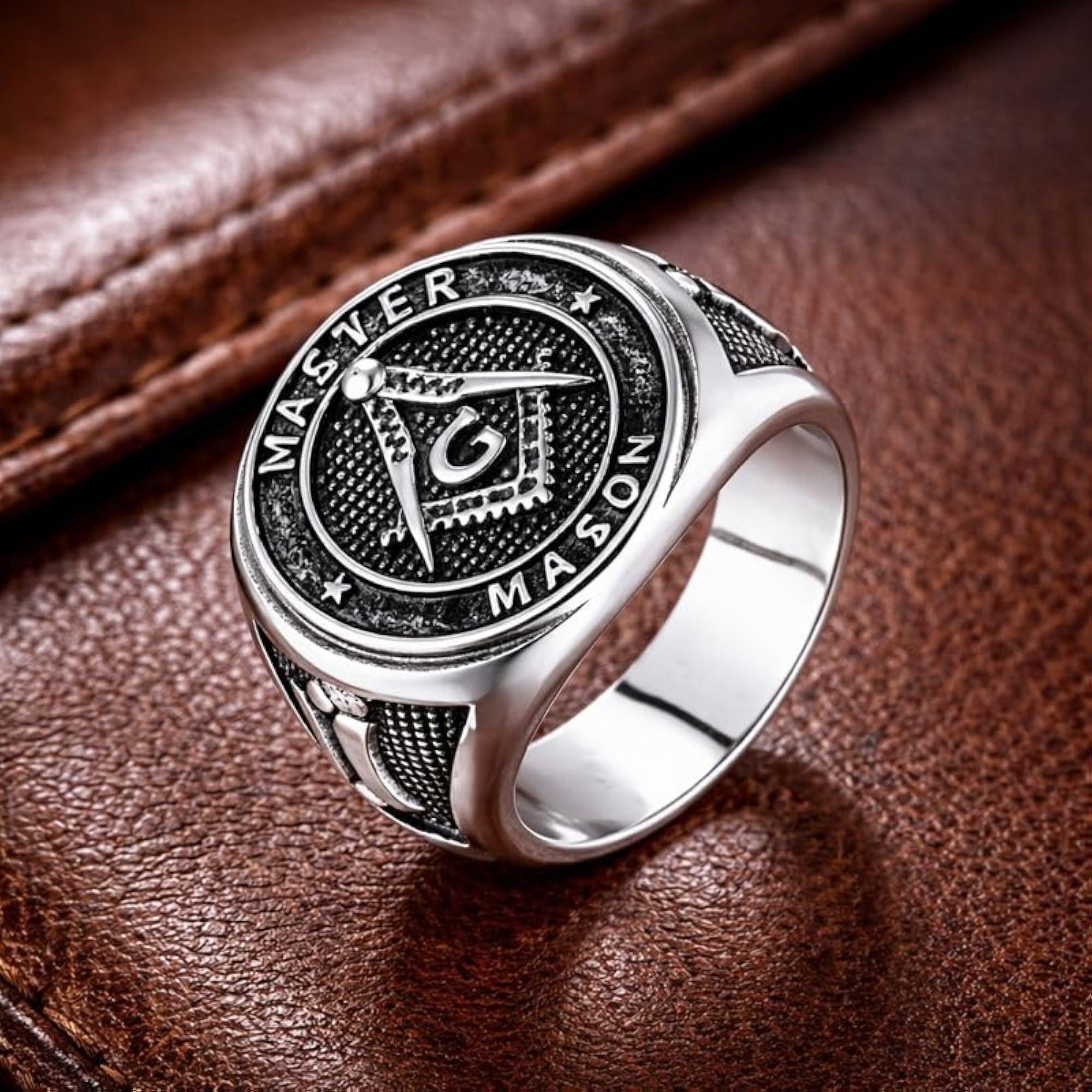 Master Mason Masonic Ring for Men, Silver-Tone Statement Ring