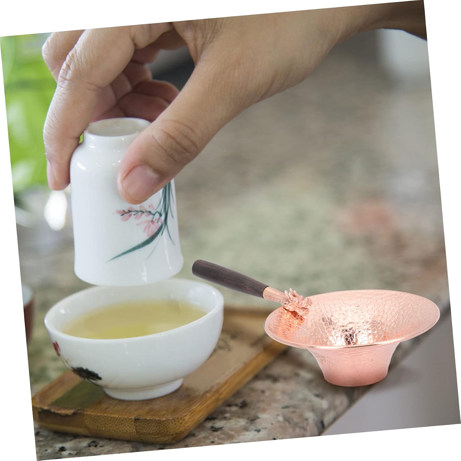 OUNONA Tea Infuser Decorative Handheld Tea Strainer with Dense Mesh Design for Home Office and Tearoom Use and Filtering Tool