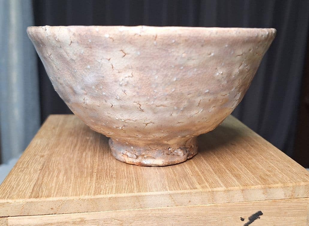 茶道具 萩茶碗 岡田裕 共布 木箱付(メ1383) Amazon.co.jp: 萩焼茶碗 岡田裕 : おもちゃ