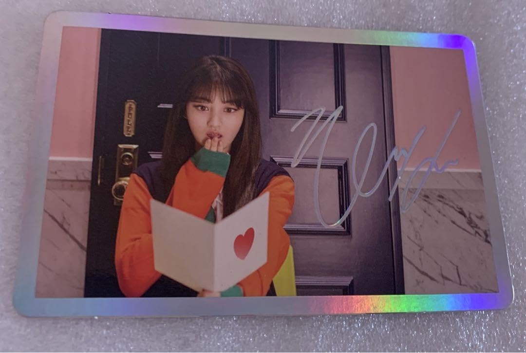 Amazon.co.jp: TWICE ジヒョ トレカ 公式品 アルバム 可愛い