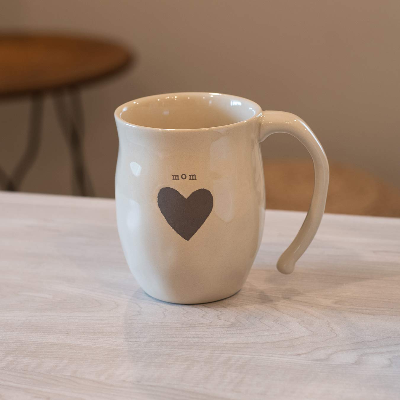 Amazon.com: DEMDACO Warm Heart Ivory Stoneware Mom Heart Mug - Meaningful Coffee  Mug for Cherished Relationship Reminders - Curved Handle - Comfy Grip -  Hand-Thrown - Microwave-Safe : Home & Kitchen