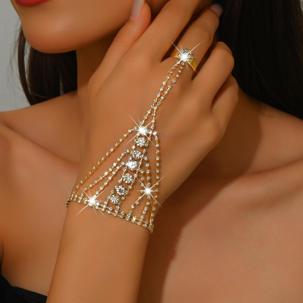 Sparkly Rhinestone Hand Chains Finger Ring Bracelets Silver Crystal Flower Chain Ring Bracelet Boho Hand Harness Chain Bracelet Wedding Party Prom Christmas Fashion Jewelry Accessories for Women - Image 2
