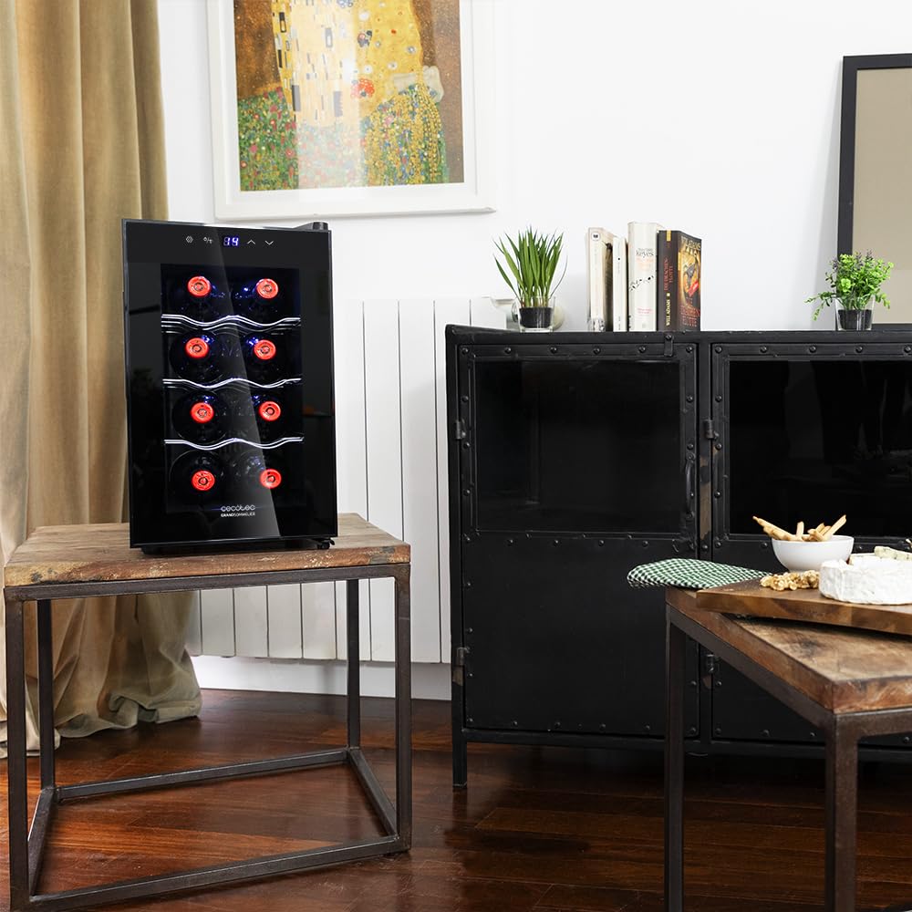 Cecotec Vinoteca Grand Sommelier 800 CoolCrystal. 8 Botellas, Capacidad de 25L, Puerta FullCrystal, Acabado de Espejo, Estantes en Acero Inoxidable, Panel táctil y Pantalla LED