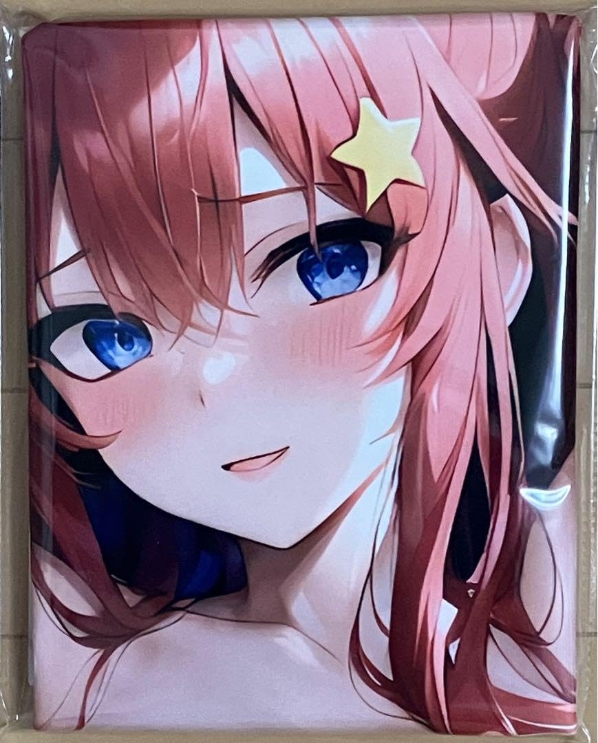 り*う様 中野三玖　中野五月　タペストリー　バスタオル Amazon.co.jp: 中野五月 シークレット版⑧ バスタオルタペストリー