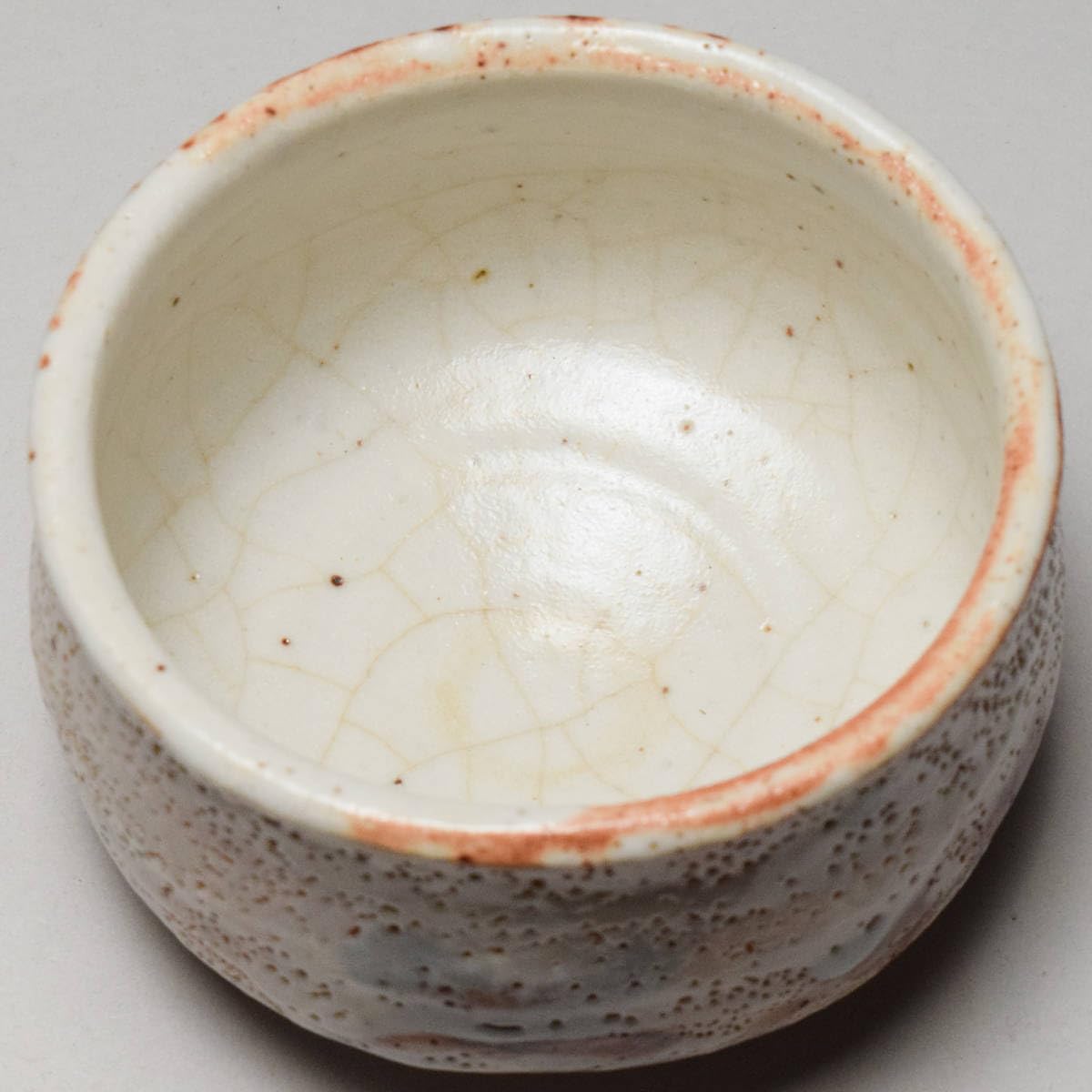 Ｔ４　茶碗　『鼡志野　茶碗』『樋口統三作』　共箱　抹茶碗　茶道具 Amazon.co.jp: 樋口統三絵志野茶碗妙心寺梶浦逸外書付箱付共箱