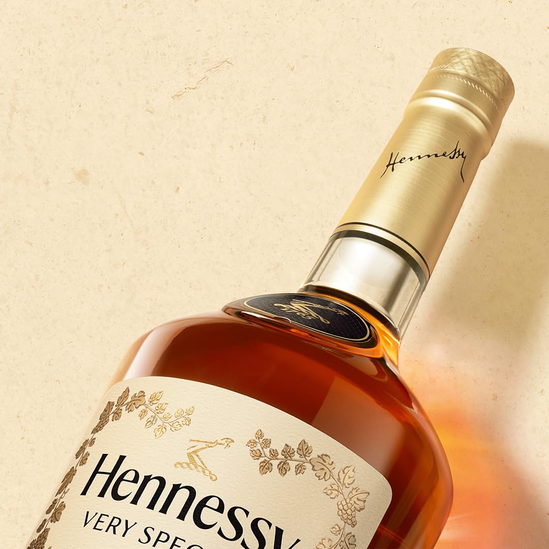 Amazon.co.jp: ヘネシーVS コニャック 正規品 / 700ml HENNESSY : 食品
