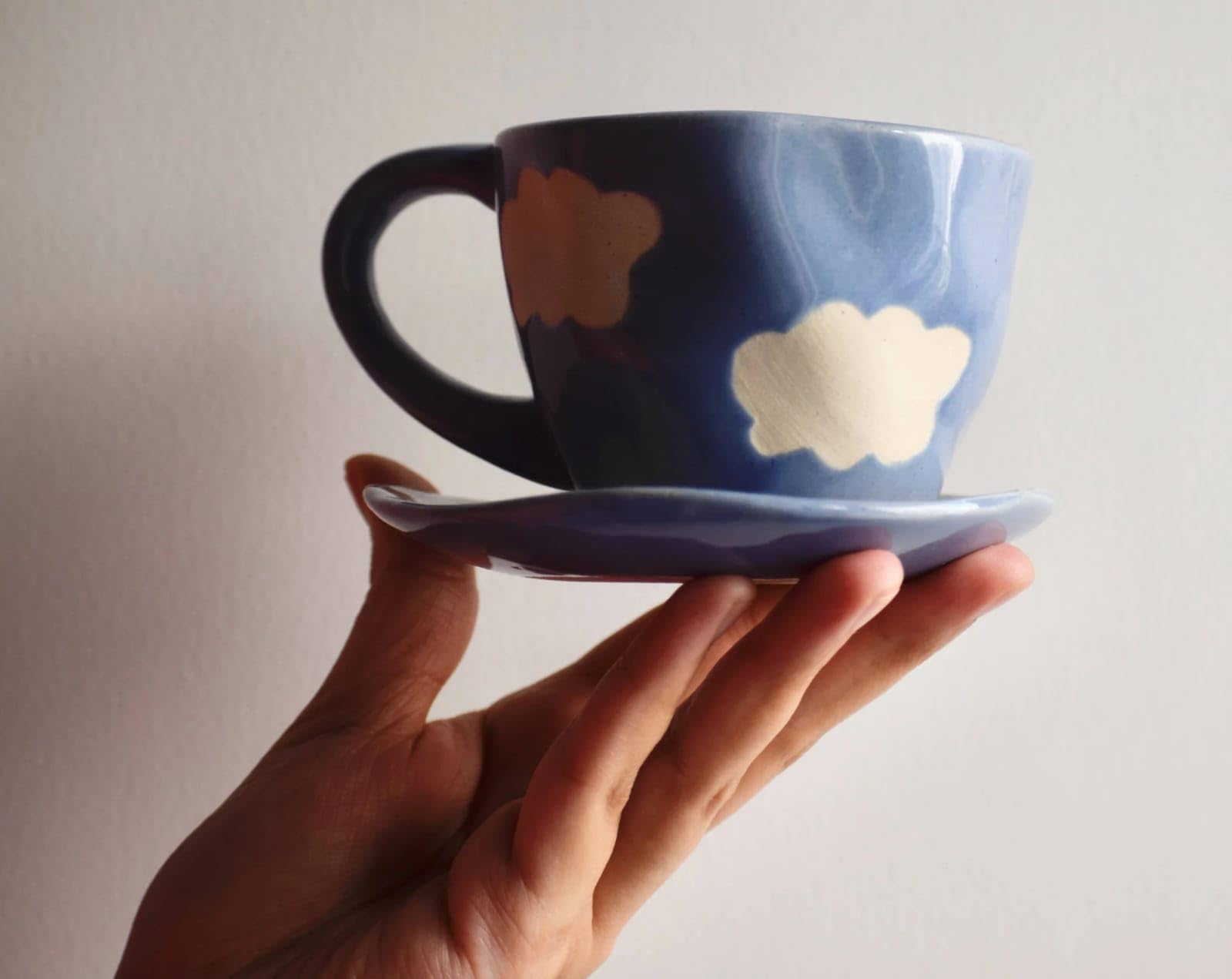 The White Space Living Cloud Tea/Coffee Saucer And Cup Set For Office And Home| Set Of One | Microwave Safe & Dishwasher Safe | 240 Ml - Ceramic