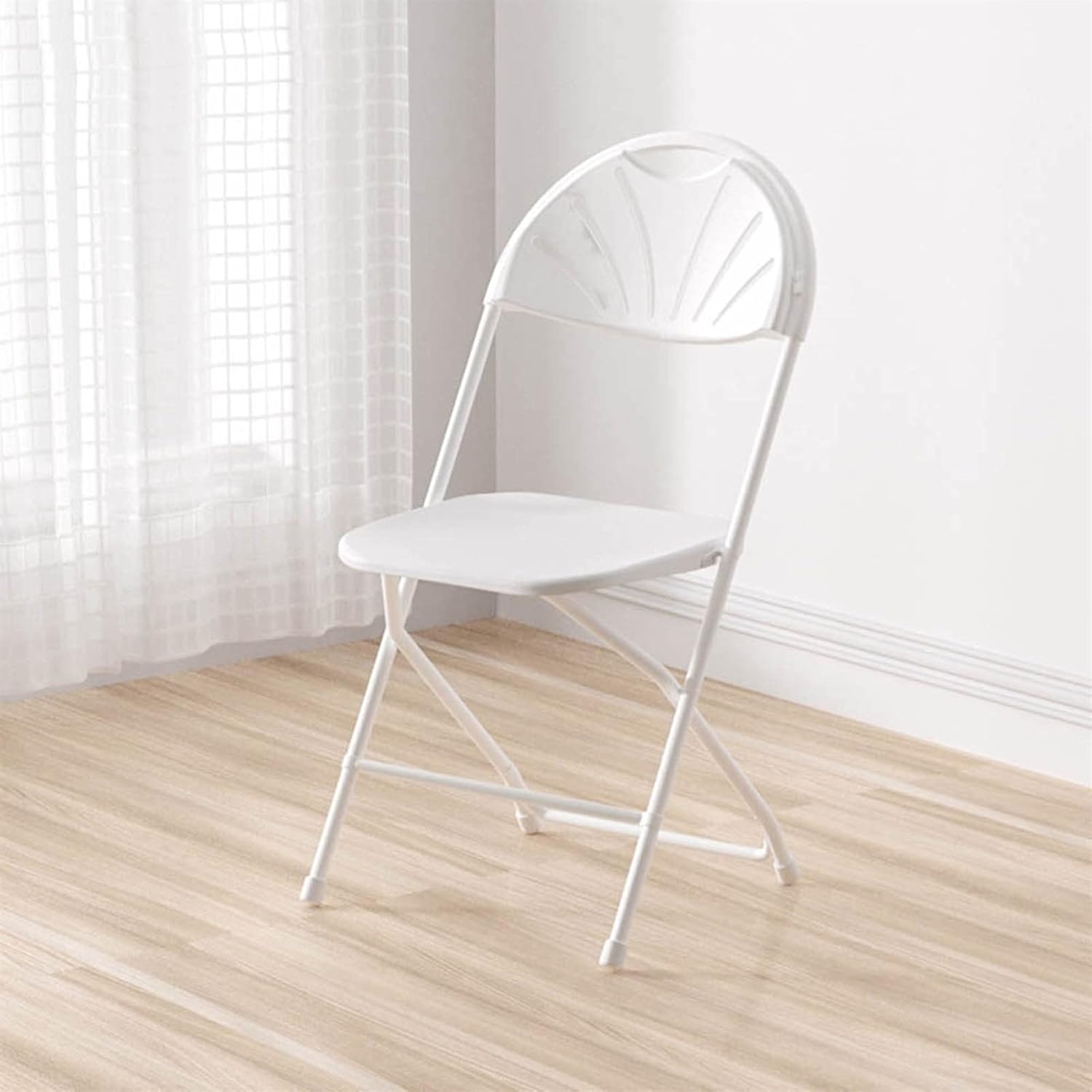 Portable Exhibition ChairPlasticComfortable and DurableTriangular Support