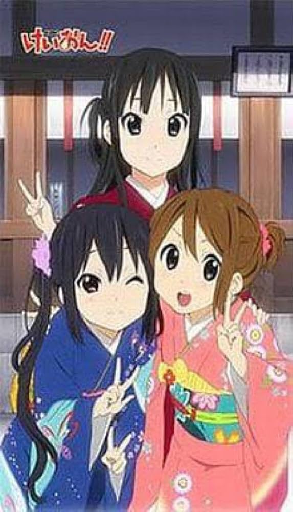 Amazon.co.jp: けいおん??和風タペストリー 和服の唯・澪・梓