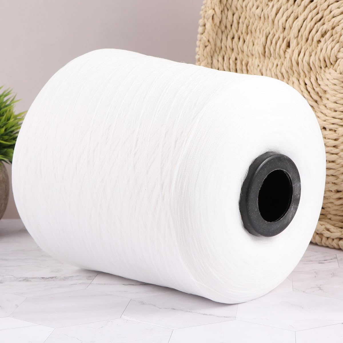 Hemobllo Hilo de Coser white de Dacrón y Plástico 150d, Resistente Buena Sujeción, Adecuado para Coser Ropa y Vestidos, Paquete de 2 Rollos