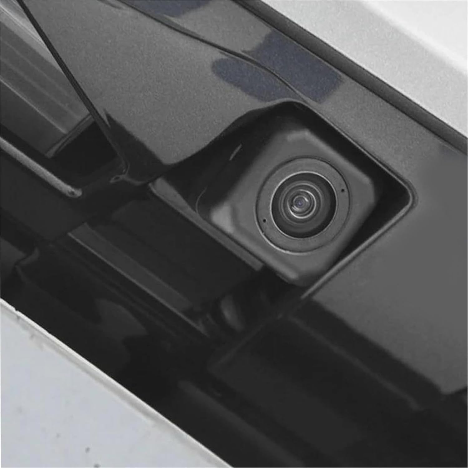 リアビューバックアップパーキングカメラカーアクセサリー 867B0-42030 867B042030 トヨタと互換性あり RAV4 車 に適合するRAV4  2018-2019用 867B0-42030 867B042030 車リアビューリバースパーキングアシストカメラ リアビューバックアップパーキングカメラカーアクセサリー867B0-42030 867B042030 RAV4 2018と互換性あり