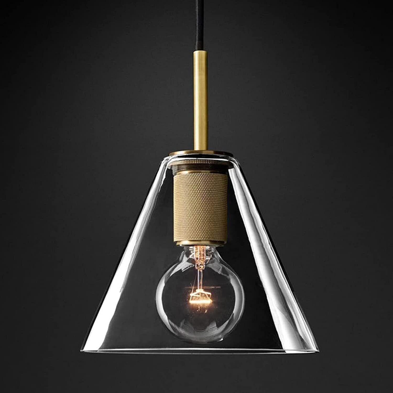 Lustre industriel rétro en laiton bronze d'une élégance rare
