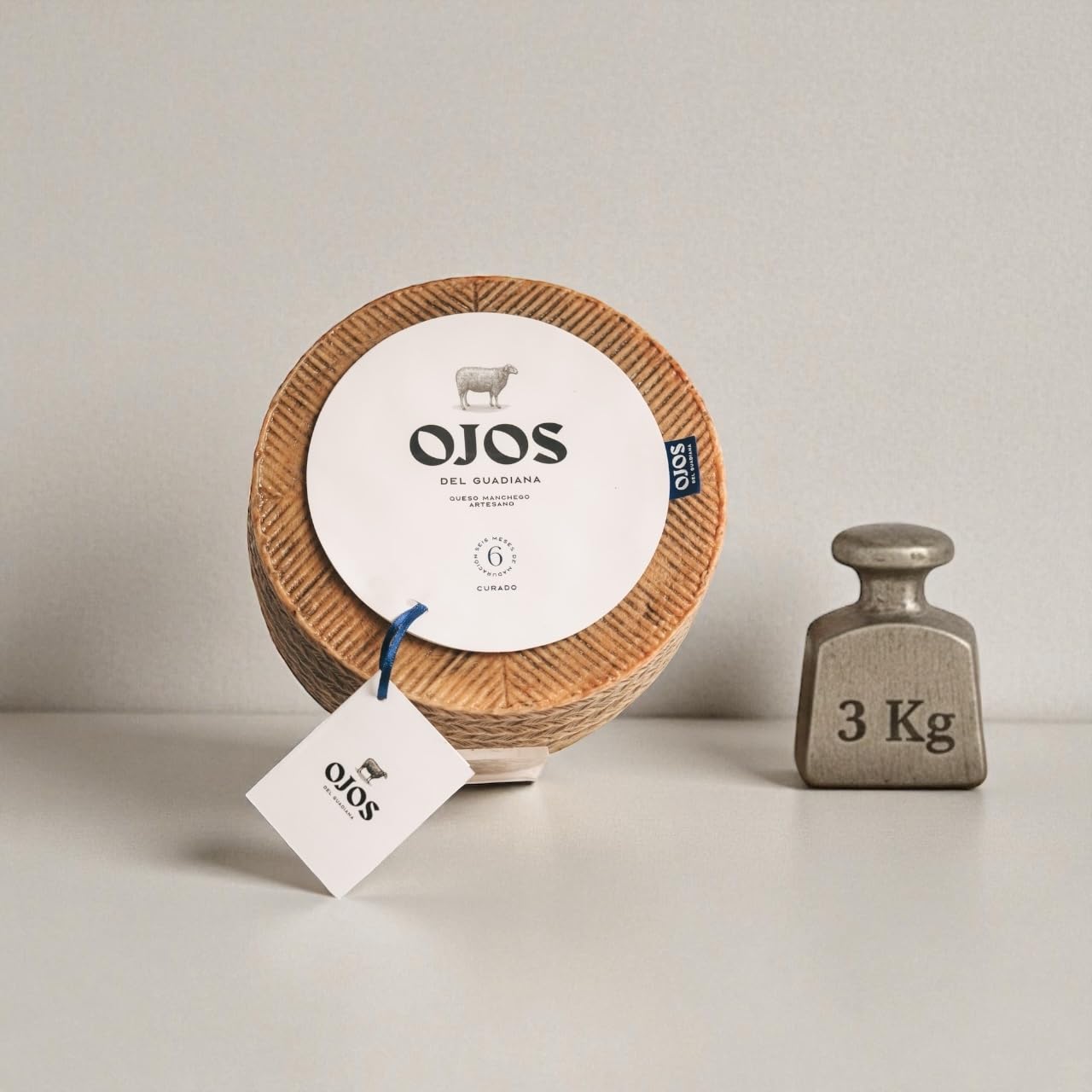 Queso Artesano D.O. Manchego Ojos del Guadiana - CURADO - 2 kilos aprox — view 3