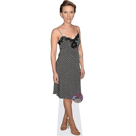 Amazon.de: Scarlett Johansson (Silver Dress) Pappaufsteller mini