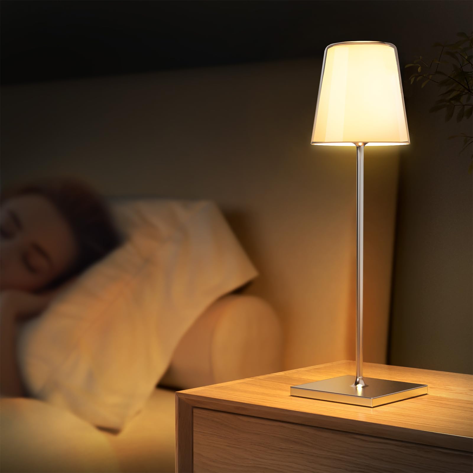 Palmina Lampada Da Tavolo Ricaricabile A LED: Wireless, 8 Colori RGB, Impermeabile IP44, USB-C - 4