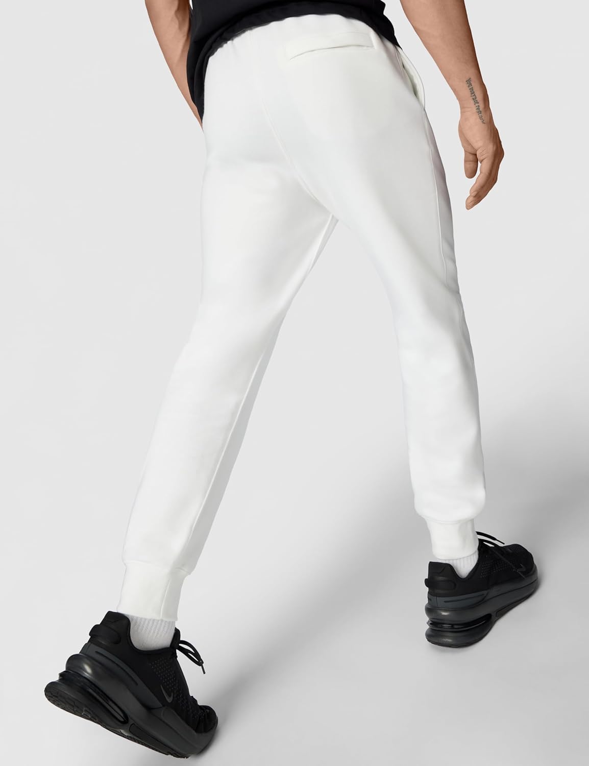 Nike Men's Club Joggers