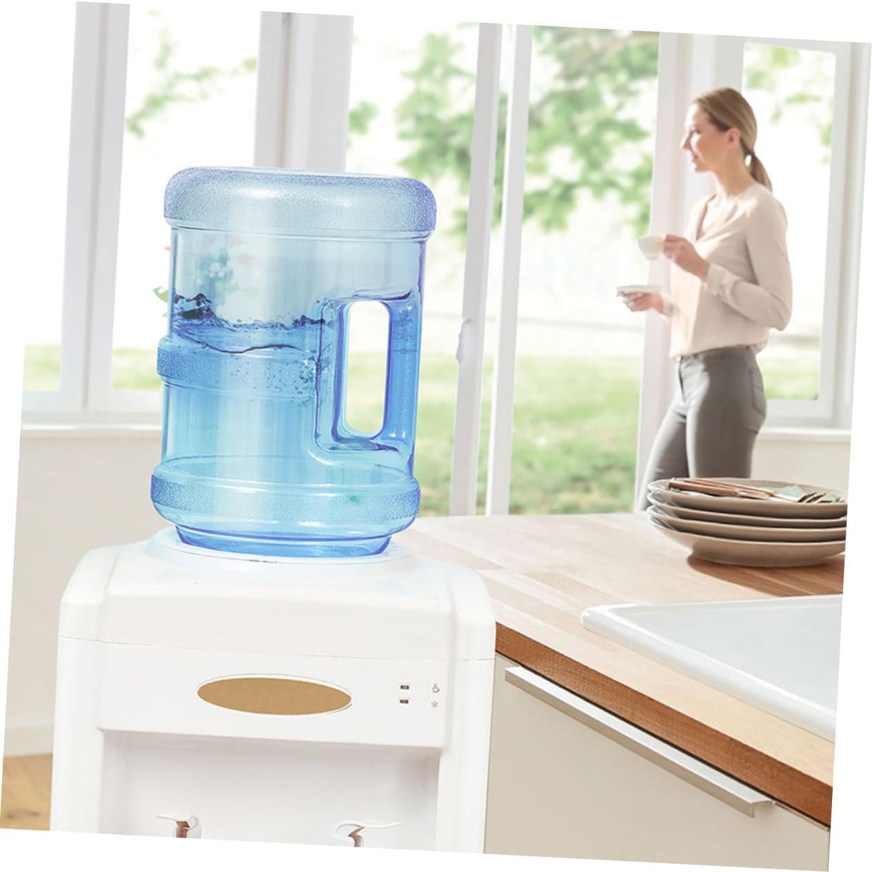 BESPORTBLE 1 Pcs Outdoor Water Jug Car Driving Water Jug Camping Water Container Jug Handle Design (0.8Gallon)