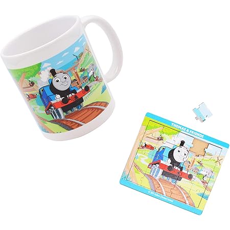 Amazon Co Jp 大和玩具 きかんしゃトーマス マグカップ 木製ジグソーパズル コースター 青 ブルー 8ｃｍ ホーム キッチン