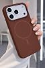 Coverzone İphone 17 Pro Max ile Uyumlu Kadife İç Yüzeyli Premium Silikon Kılıf MagSafe ile Uyumlu Kablosuz Şarj Destekli Darbe Emici Yumuşak Dokulu Koruma Tasarımlı Telefon Kılıfı Kahverengi
