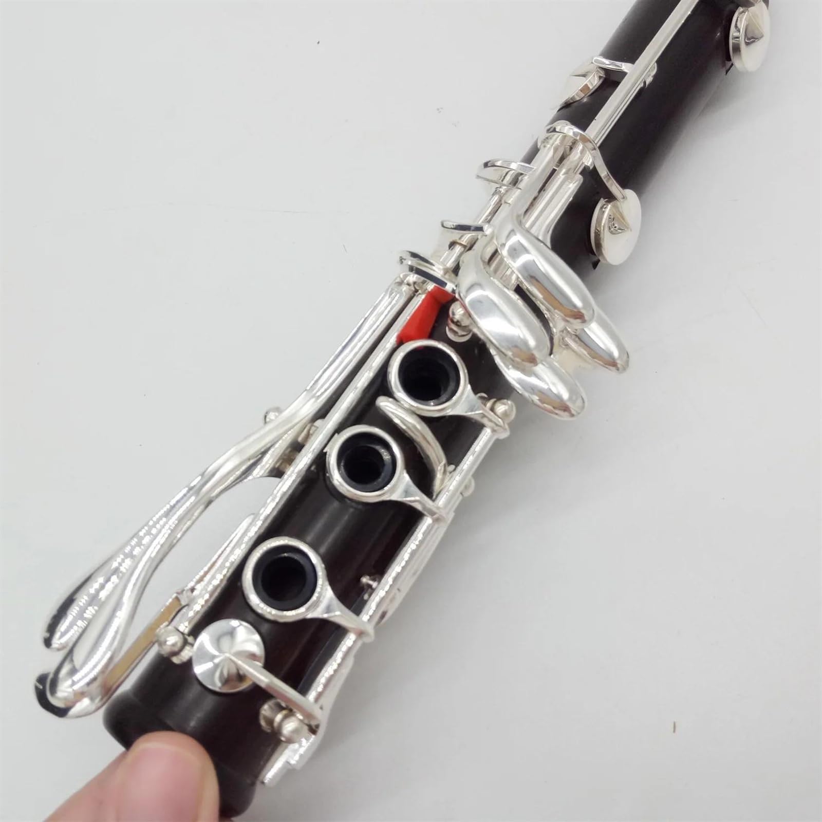 Clarinete Profesional Clarinete En Tono Sib Con Cuerpo De Ébano Llave Chapada En Plata 17 Teclas Con Estuche De Almacenamiento Y Accesorios