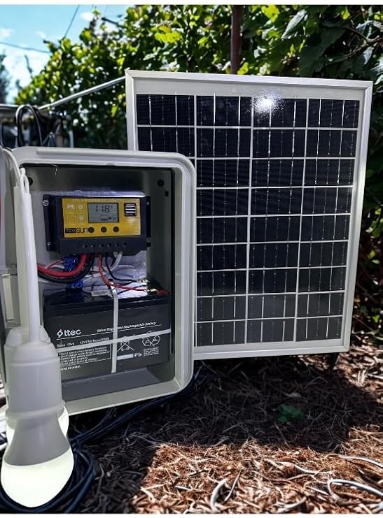 Portable Solar Energy System for Charging 2 Lamps and Mobile phone