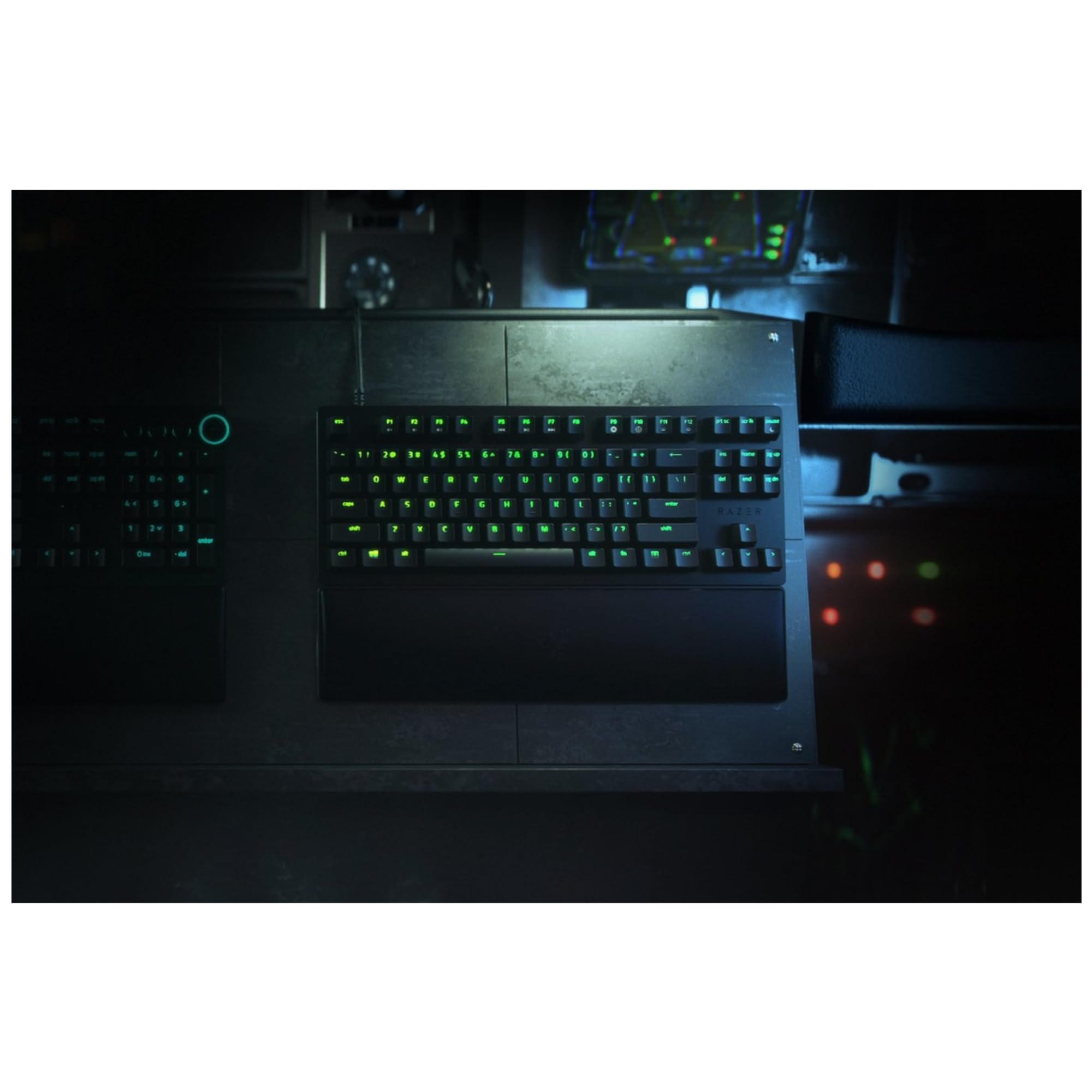 Razer Huntsman V2 Tenkeyless Tastiera ottica da gaming: layout tedesco, (switch clicky viola), layout italiano non garantito