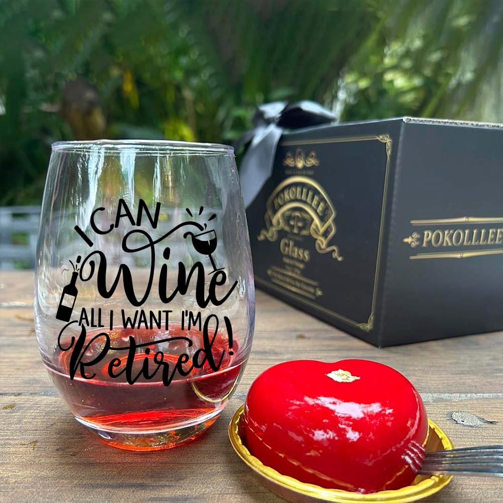Funny Retirement Gifts for Women - I'm Retired Wine Glass Humor Happy Retire Gift, Colleague Leaving Work Going Away Gifts, Retiring Gift for Coworker Boss Friends Mom Grandma