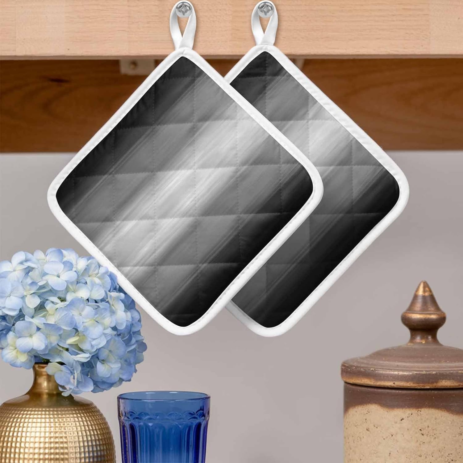 Black Grey Ombre Pot Holders for Kitchen Heat Insulation, Modern Farmhouse Gradients Abstract Potholders Hot Pads with Hanging Loop, Washable Oven Mitts Pot Holder Trivet for Cooking Baking 5 Pack
