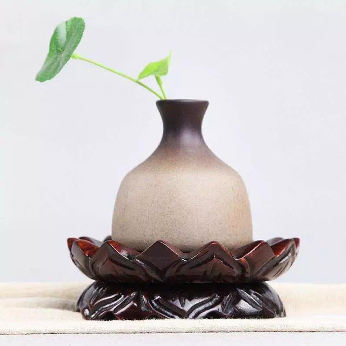 Decorative Wooden Base Sculpture Stand Lotus-Shaped Pedestal Smooth Wood Craft Vase Display