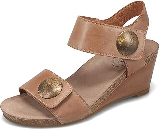 Footwear Women's Carousel 3 Wedge Sandal