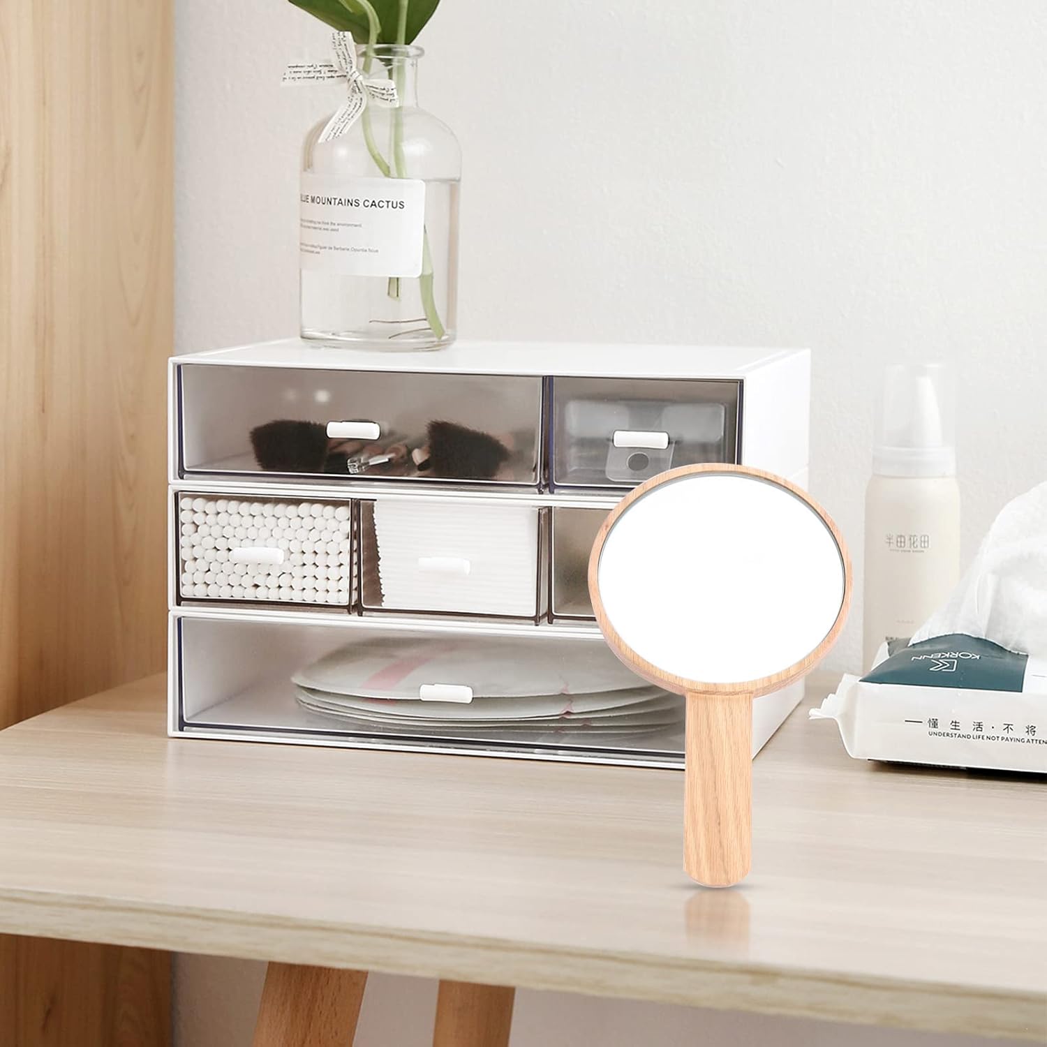 DNYSYSJ Hand-held Makeup Mirror Portable Cute Wooden,Portable Hand Held Round Wooden Mirror Salon Be-auty M-akeup Hairdresser Mirror