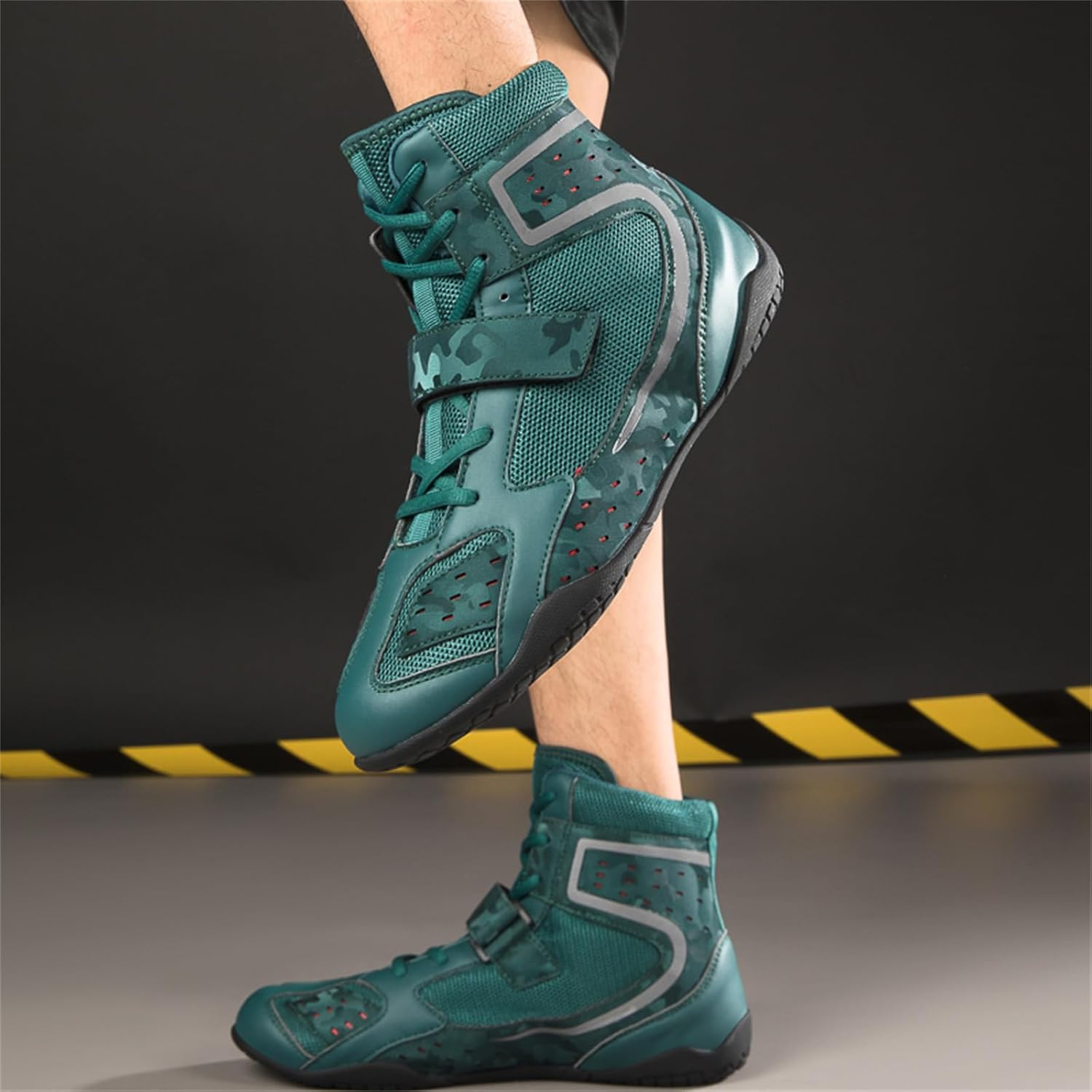 JiuQing Wrestling Shoes Men Barefoot Indoor Fitness Training Boots Lightweight Non-Slip Teens Boxing Weightlifting Sport Boots
