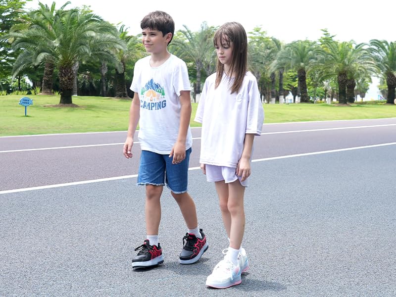 Image of Retractable Roller Shoes & Girl Sneaker, Adjustable Roller Skates Suitable for School and Outdoor Activities