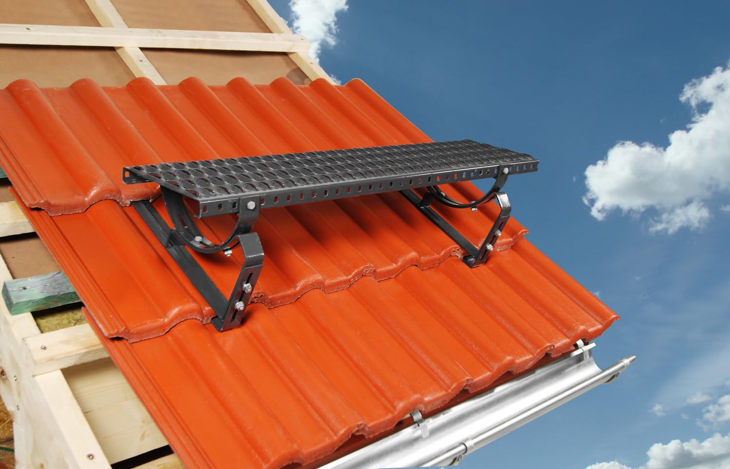 Escalera de 150 cm para tejas y tejas de cola.