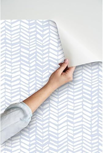 Miniatura 3 de Papel tapiz autoadhesivo de 3 x 2 pies  Ilustración de espiga de cheurón pálido, triángulos azules, papel tapiz extraíble personalizado por