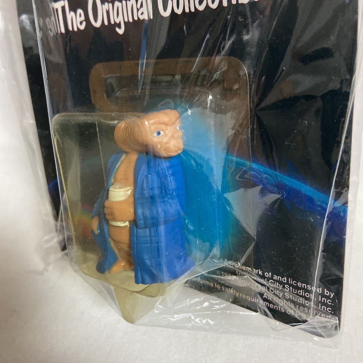 希少1982年映画が公開された頃のET人形
躍動感に溢れていてリアルユーモラス E.T. ぬいぐるみ① blue eye 1982年 青目 初期 ヴィンテージ