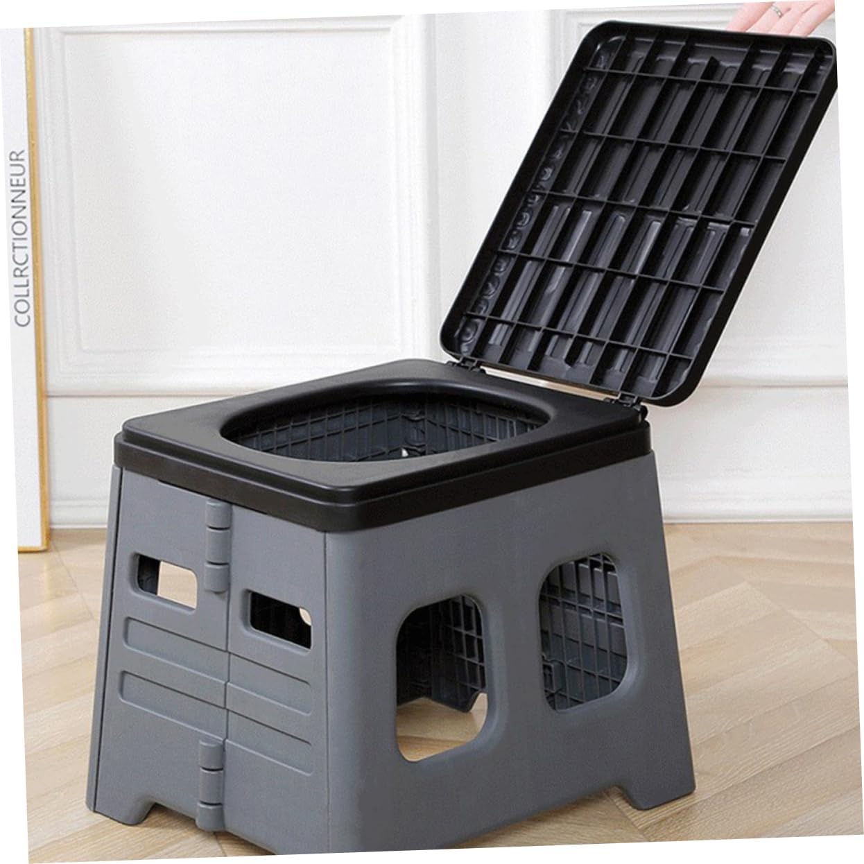 Portable Folding Toilet for Camping Lightweight Waterproof and Easy to Store Travel Potty Lid for Outdoor Adventures and Emergency Use